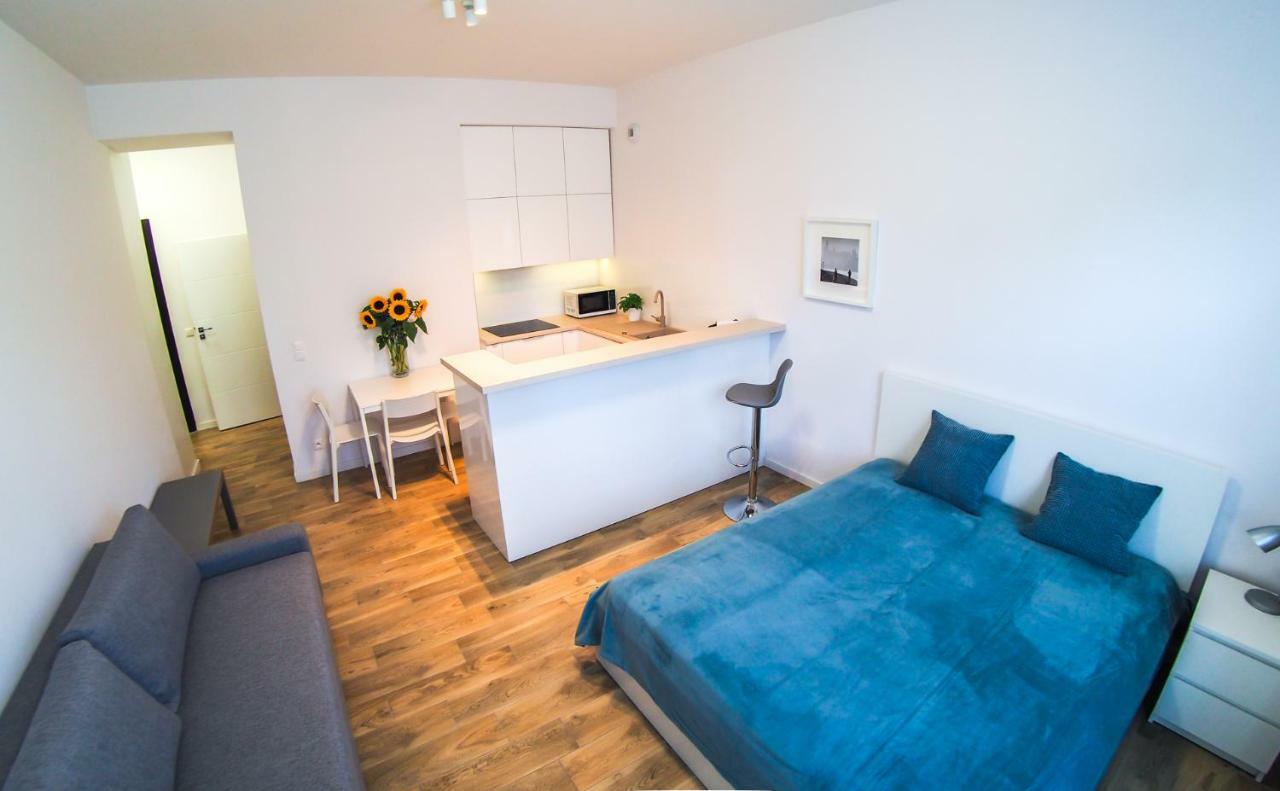Cosmic Apartment Warsawa Bagian luar foto