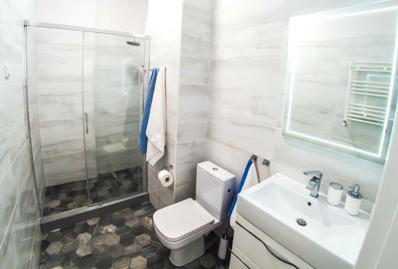 Cosmic Apartment Warsawa Bagian luar foto